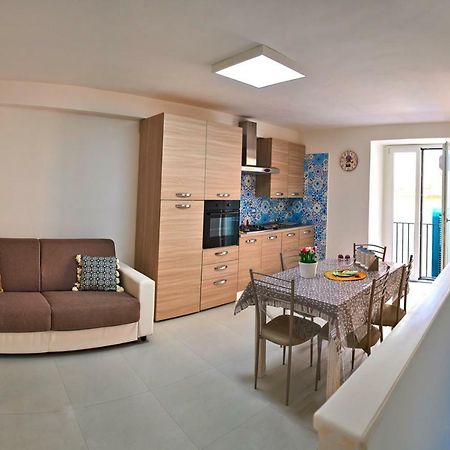 Casa Sul Corso Apartment ซาแลร์โน ภายนอก รูปภาพ