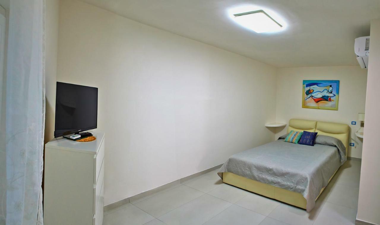 Casa Sul Corso Apartment ซาแลร์โน ภายนอก รูปภาพ