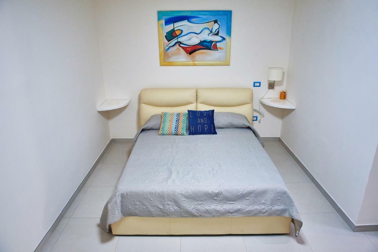 Casa Sul Corso Apartment ซาแลร์โน ภายนอก รูปภาพ