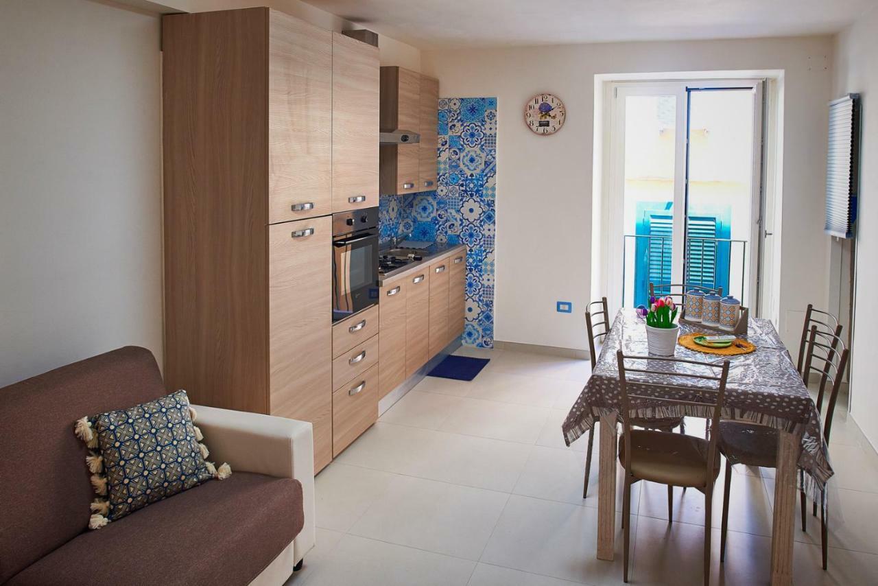 Casa Sul Corso Apartment ซาแลร์โน ภายนอก รูปภาพ