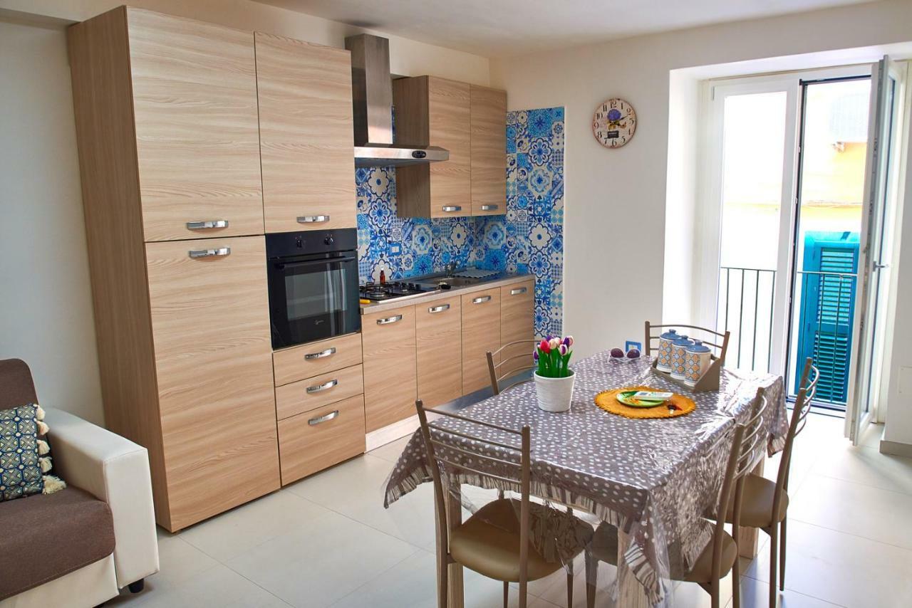 Casa Sul Corso Apartment ซาแลร์โน ภายนอก รูปภาพ